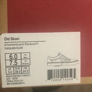 VAN’S OLD SKOOL CHECKERBOARD.              7.5 women’s / 6.0 men’s